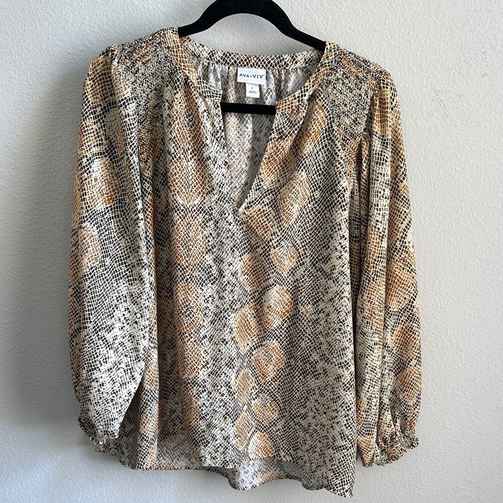 AVA & Viv Women's Snake Print Blouse - Beige and Black
